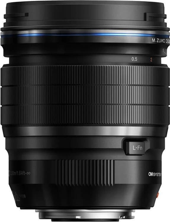 M.Zuiko Digital ED 45mm F1.2 PRO shown to scale
