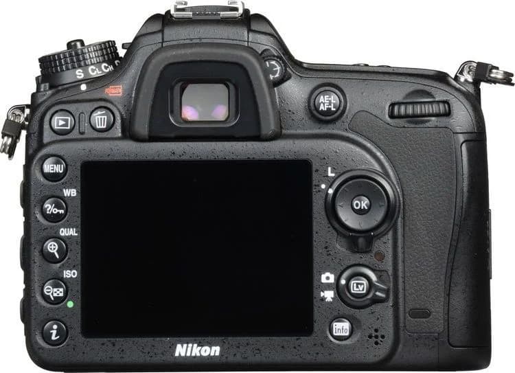 D7200 back view