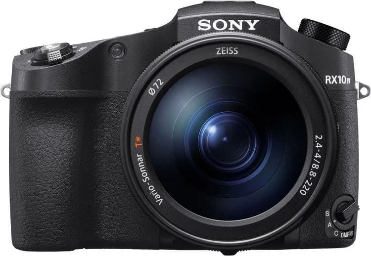 RX10 IV front view