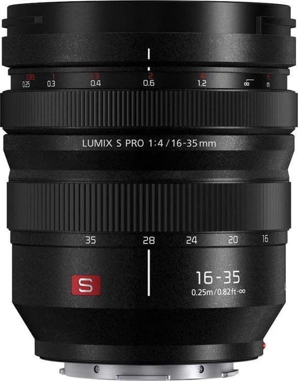 LUMIX S 16-35mm F4 shown to scale